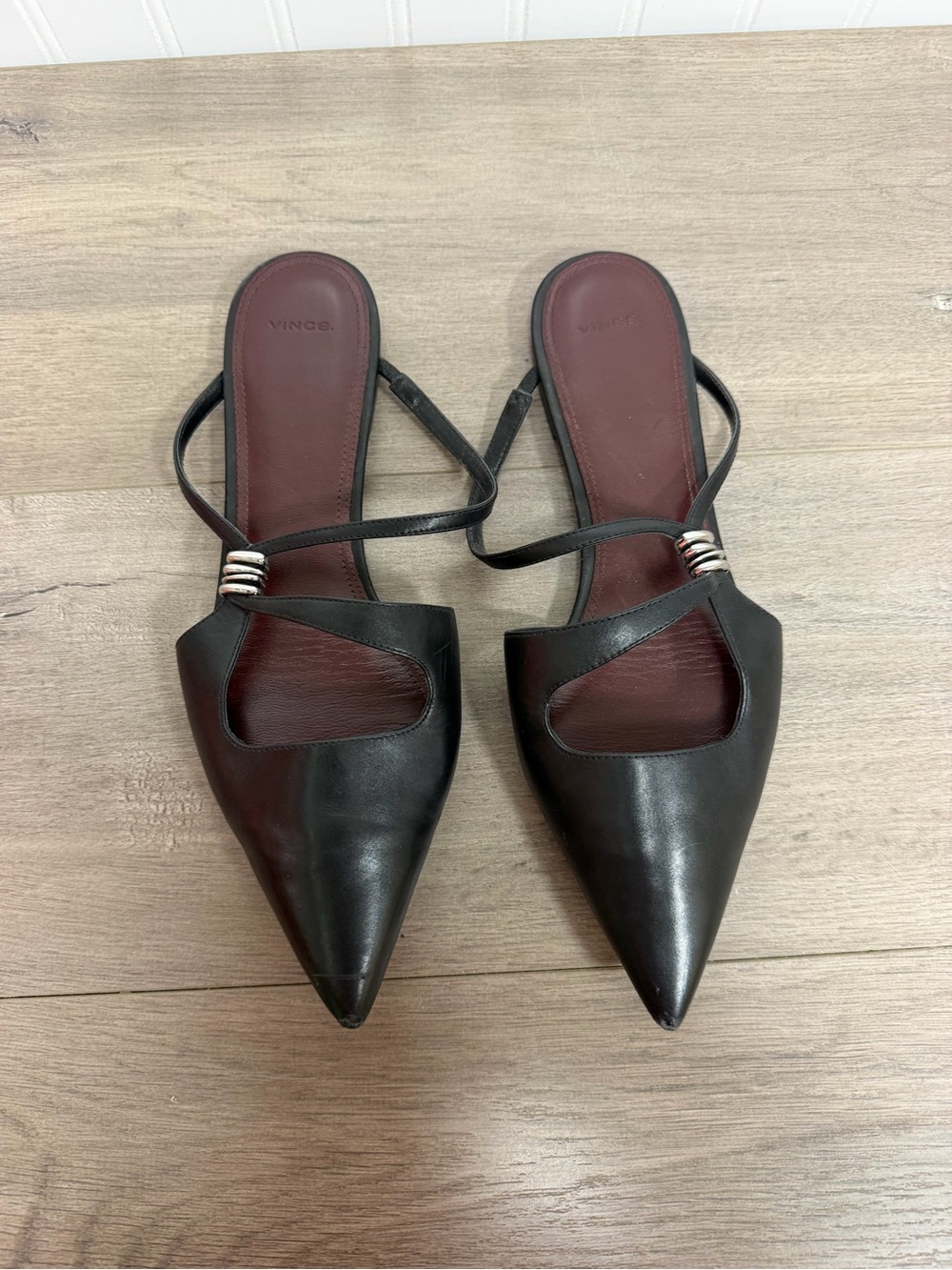 Used women Vince Gilia Hardware-Accent Leather Mules size 10 - Picture 3 of 10